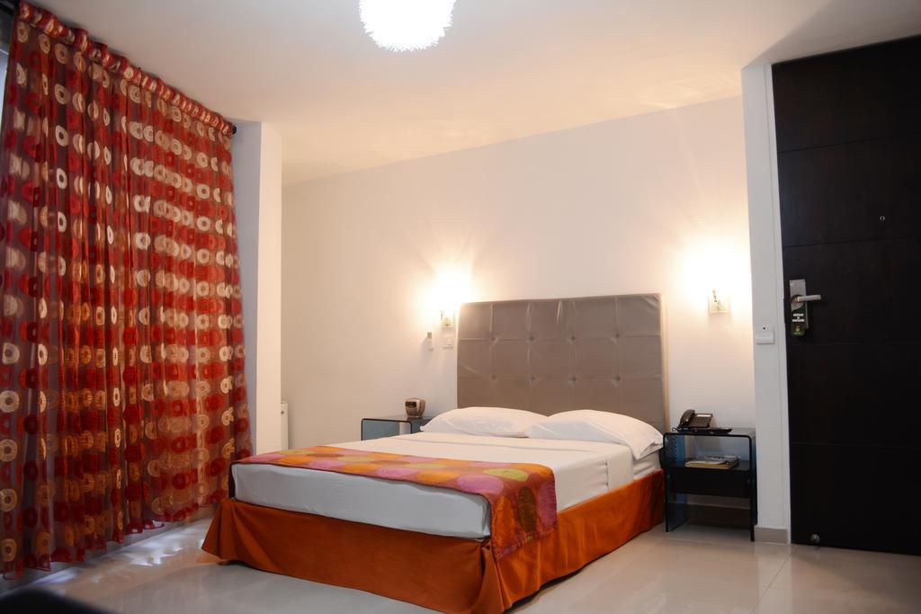 Hotel Calima Real Kültér fotó